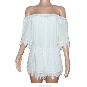 ⚫️ NEW WHITE LACE OFFSHOULDER ROMPER​